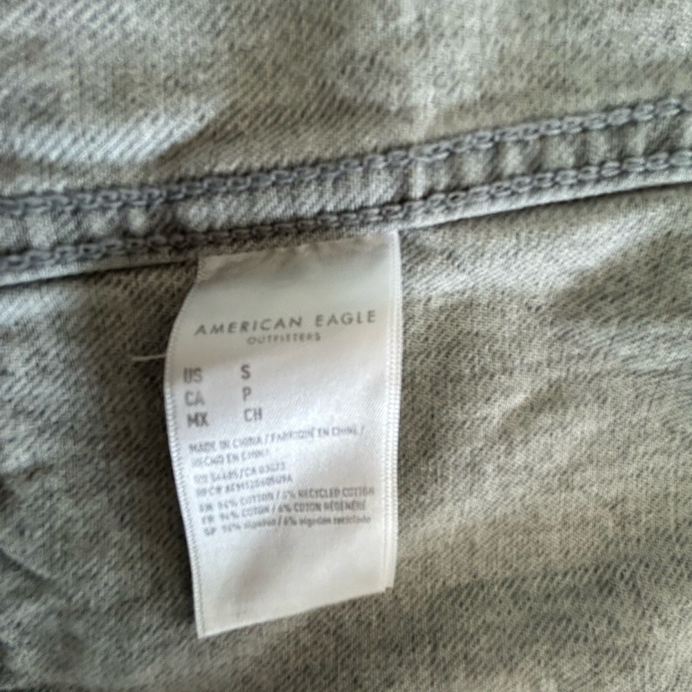 American Eagle X Peanuts Collaboration Stonewash … - image 3